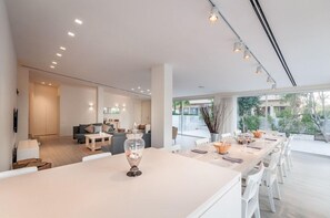 Dining - Magical Villa in Herzliya (Herzliya)