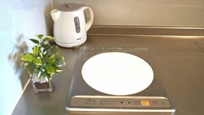 Coffee and/or coffee maker - Mr.kinjo Eminence INN Maejima (Naha)
