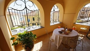 Unclassified image, 5 of 18, button - Da Tiziana (Imperia)