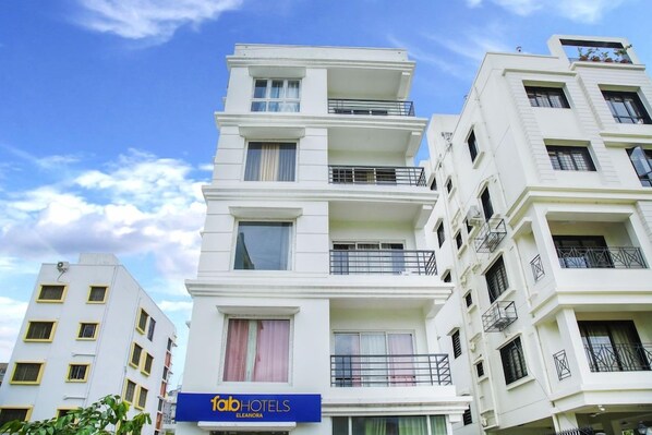 Exterior - Fabhotel Eleanora Inn New Town (Barasat)