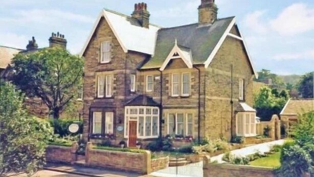 Unclassified image, 1 of 24, button - Braemar Bed & Breakfast (Buxton)