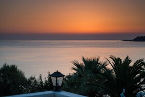 Unclassified image, 5 of 56, button - Laura Beach House (Zakynthos)