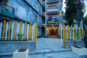 Unclassified image, 2 of 34, button - Hotel Visitors Inn P. Ltd (Pokhara)