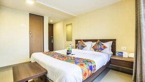 Room - Fabexpress Silver Lake (Mumbai)
