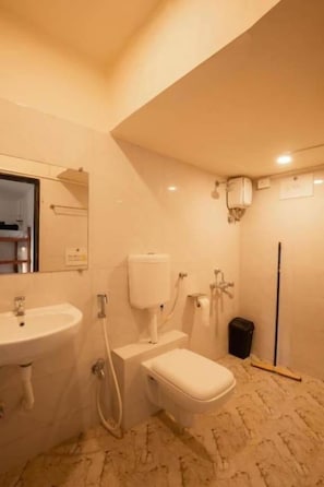 Unclassified image, 4 of 63, button - Locomo Hostel - Mumbai Airport (Mumbai)