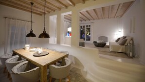 Dining - Villa Azurite (Mykonos)