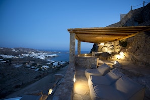 Outdoor dining - Villa Azurite (Mykonos)