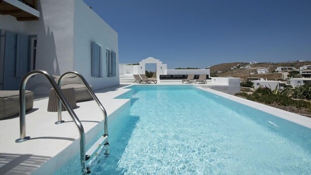 Pool - Villa Pearl (Mykonos)