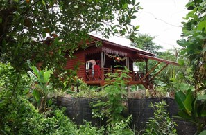 Exterior - Authentic Cambodian Angkor Wat Home (Siem Reap)