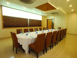 Meeting facility - Wingston Goverdhan (Mathura)