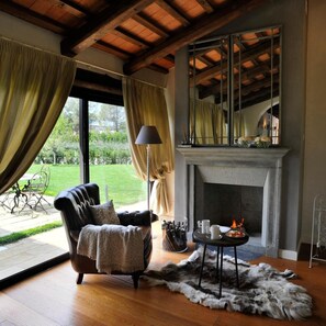 Unclassified image, 5 of 56, button - Relais San Giovanni (San Giovanni In Marignano)