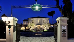 Immagine non classificata, 3 di 56, pulsante