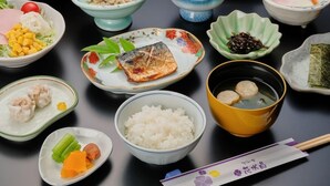 餐飲