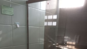 Bathroom - Pousada Boi Bumba Bessa (João Pessoa)