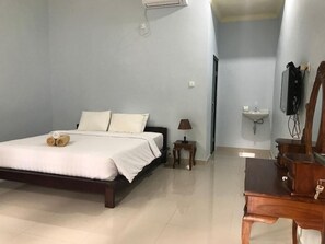 Room - Bintang Hostel (Penida Island)