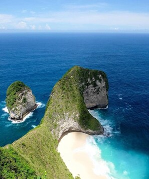 Aerial view - Bintang Hostel (Penida Island)