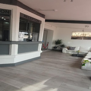 Lobby - I Cloud 9 Hotel (Blackpool)