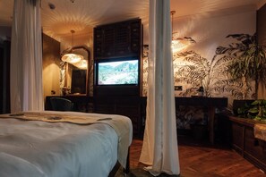 Unclassified image, 2 of 83, button - The Woodridge Inn Hotel (Saundersfoot)