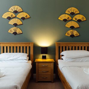 Unclassified image, 5 of 83, button - The Woodridge Inn Hotel (Saundersfoot)