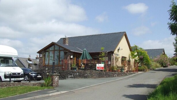 Exterior - Castle Lodge B&B (Brecon)