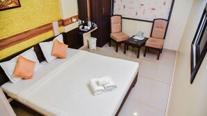 Room - Hotel Tulsi (Bhuj)