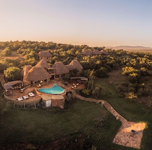 Unclassified image, 2 of 50, button - Olarro Plains - All Inclusive (Maasai Mara)