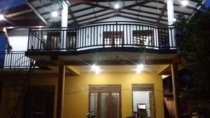 Unclassified image, 4 of 16, button - Padmi Villa (Weligama)