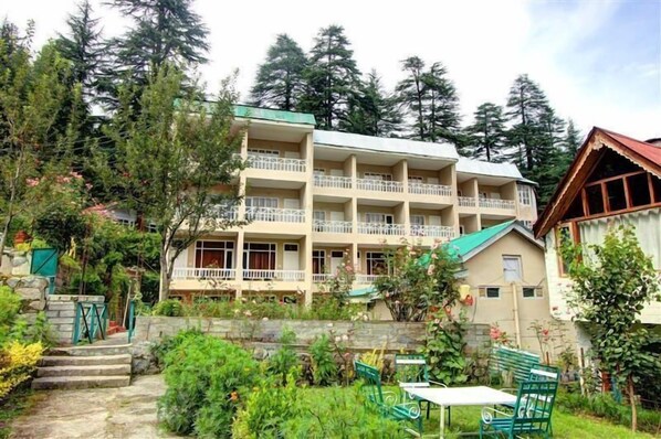 Unclassified image, 1 of 40, button - Oyo Premium Log Huts (Manali)