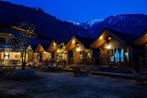 Exterior - Winterfell The Stay (Manali)