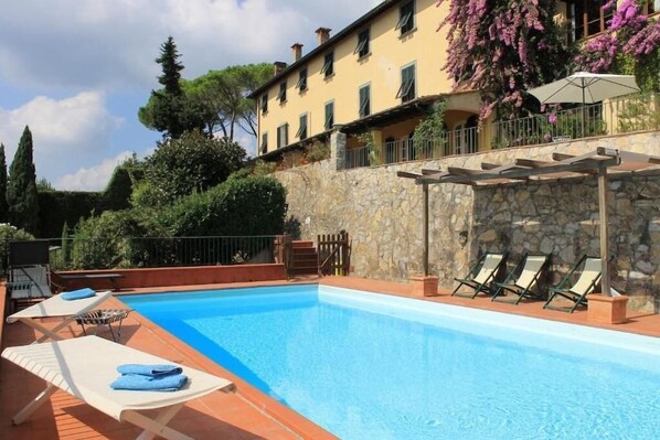 Pool - Relais La Cappella (Lucca)