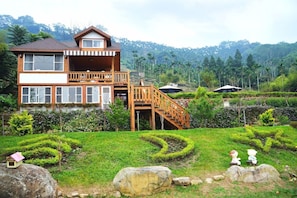 Exterior - The Cabin Hostel of Xingyuegu (Lugu)