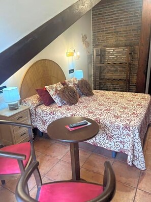 Room - Bricial (Cangas de Onis)