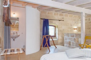 Unclassified image, 2 of 46, button - Masseria dei 12 Granai (Minervino di Lecce)