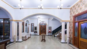 Khu sảnh