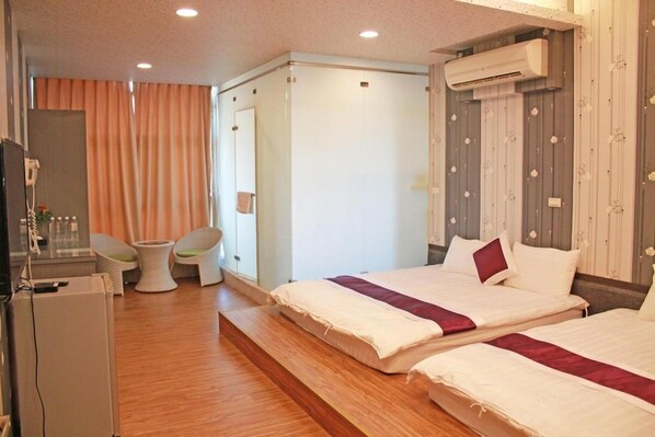 Unclassified image, 1 of 46, button - Wind Town Guest House (Hengchun)