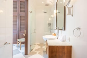 Bathroom - Villa CJ (Seminyak)
