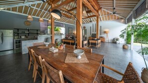 Dining - Villa Nahema (Keroboken Kelod)