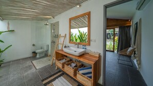 Bathroom - Villa Nahema (Keroboken Kelod)