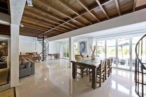 Unclassified image, 4 of 17, button - Villa Grange (Legian)