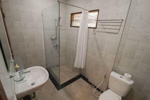 Bathroom - Baliana Villa Legian (Legian)