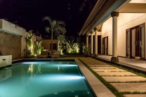 Unclassified image, 5 of 48, button - Villa Lotus (Lembongan Island)
