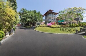 Ngoại thất