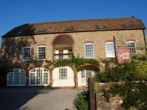 Exterior - Stoneleigh Barn Bed and Breakfast (Sherborne)