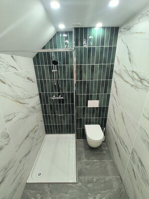 Unclassified image, 5 of 21, button - Gîte La Hex, a newley renovated 2-bedroom Holiday Home in charming Midi-Pyrenees (Hèches)