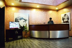 Unclassified image, 4 of 22, button - Explorers Lounge (Islamabad)