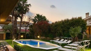 Unclassified image, 5 of 24, button - Villa Le Palme (Trecastagni)