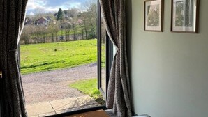 Room - The Baiting House (Worcester)