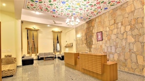 Lobby - Palm Valley Svasti Resort (Udaipur)