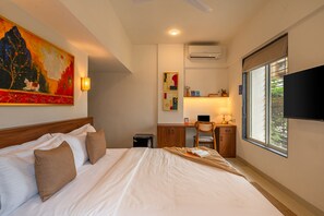 2 Bedroom Family Apartment with balcony - LiveAway Pune (Viman Nagar) by PACK (Pune)