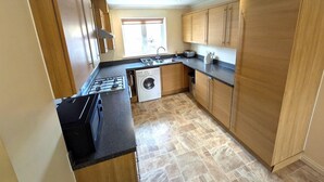 Private kitchen - Thistle Cottage (Bury St Edmunds)